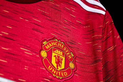 MU công bố áo đấu mùa 2020/21
