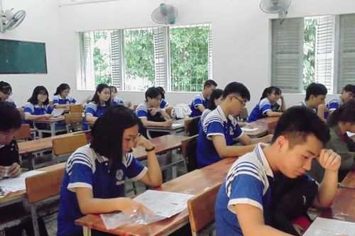 Bộ Y tế yêu cầu tăng cường phòng, chống dịch Covid-19 cho kỳ thi tốt nghiệp THPT