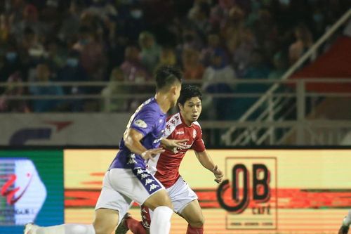 Thầy Park mưu lớn, gạt tình riêng 'ngó lơ' Công Phượng?