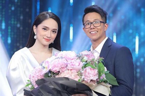 Loạt ảnh tình tứ của Hương Giang Idol bên tình mới Matt Liu sau chương trình 'Người ấy là ai'