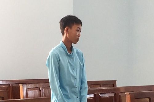 Trót 'yêu' bạn gái học lớp 6, nam thanh niên lĩnh 12 năm tù