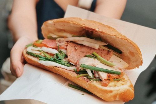 Những tiệm bánh mì lâu đời ngon có tiếng ở TP.HCM