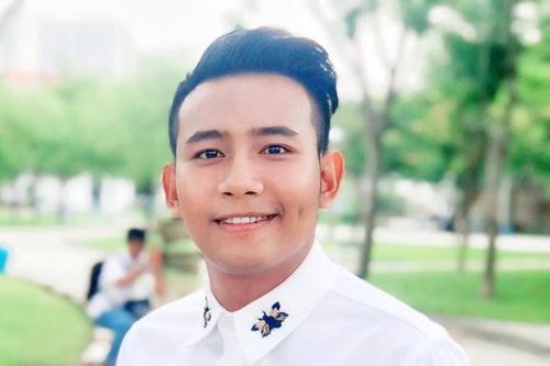 Những cách ứng xử của ca sỹ Việt khi bị 'bóc' hát live kém