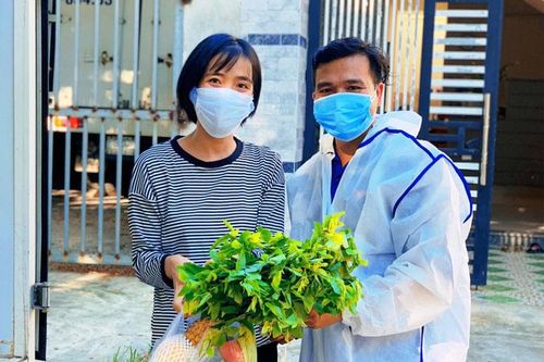 Nghĩa tình chuyến xe nông sản