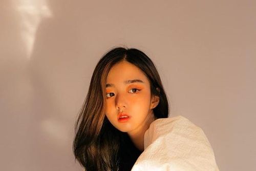 Không cần ngôi sao, hội hotgirl Việt đủ khiến dân mạng 'tròn mắt' với vòng eo 'siêu thực'