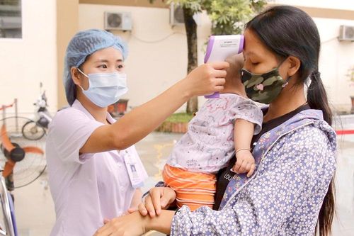 Sàng lọc, phân luồng trong công tác khám, chữa bệnh phòng, chống dịch COVID-19