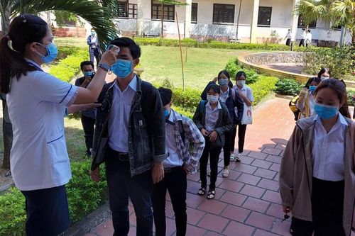 Thầy giáo mắc COVID-19 ở Quảng Nam: Gần 1.300 người là F1, F2