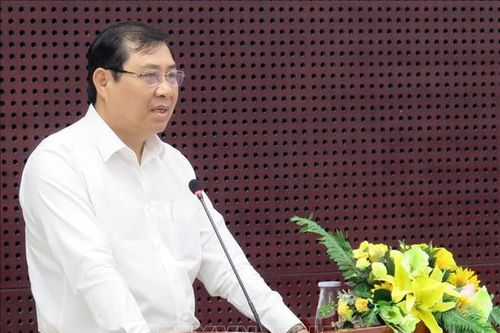 Thực hiên mục tiêu kép - Đà Nẵng cho phép các công trình thi công trở lại