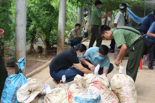 Quảng Bình: Thu giữ 5 tạ thuốc nổ và nhiều đầu đạn nguy hiểm
