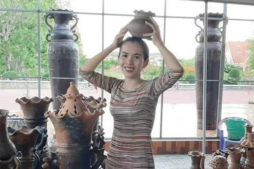 Phát huy giá trị di sản văn hóa thu hút khách du lịch ở Ninh Thuận: Khó chồng lên khó