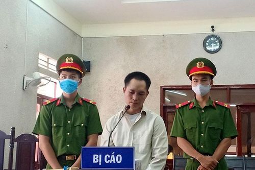 Xét xử 2 vụ án mua bán trái phép chất ma túy