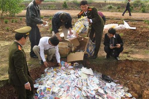 Động viên toàn dân tự giác bài trừ các sản phẩm văn hóa độc hại