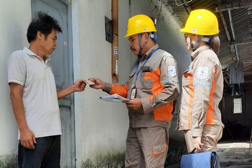 Điện lực Nghệ An tăng cường kiểm tra và xử lý các hành vi vi phạm sử dụng điện
