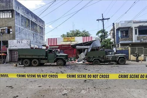 Thủ tướng Nguyễn Xuân Phúc gửi điện thăm hỏi Tổng thống Philippines