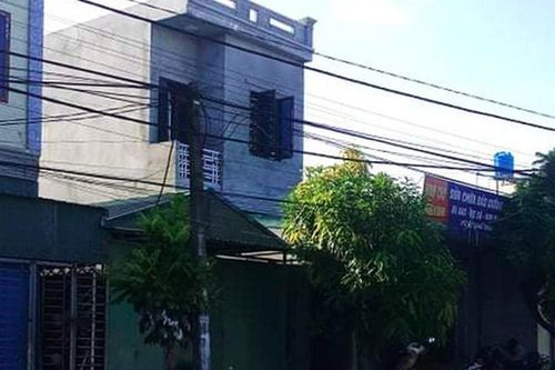 Chồng đổ xăng thiêu sống vợ bị khởi tố tội Giết người