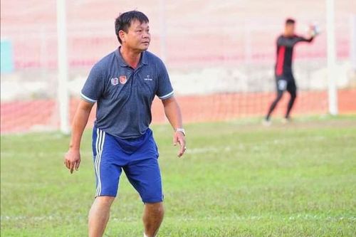Cựu trọng tài người Hải Phòng đột ngột qua đời sau trận bóng