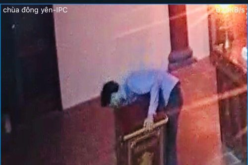 Đột nhập chùa lấy 3 hòm công đức, đập phá rồi 'cuỗm' toàn bộ tiền