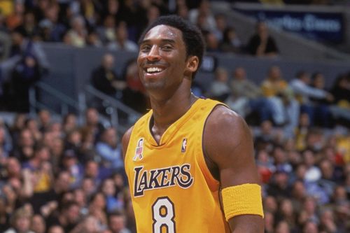 Đôi giày bị chê xấu nhất lịch sử của Kobe Bryant