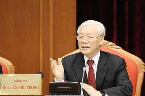 Tiến tới Đại hội XIII của Đảng: Bản lĩnh chính trị vững vàng, kiên định sẽ giúp chuyển hóa nguy cơ thành thời cơ