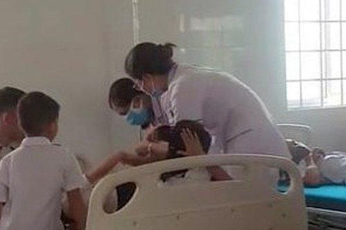 26 học sinh tiểu học nhập viện cấp cứu vì bị ong đốt trong giờ ra chơi