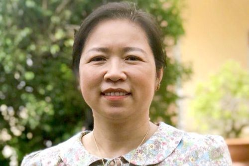 Tận tâm 'trồng người'