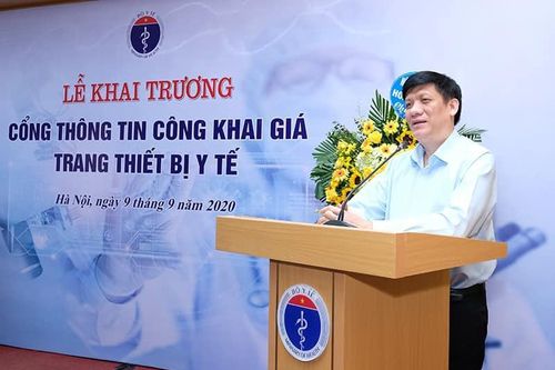 Bộ Y tế yêu cầu công khai giá thiết bị y tế, tránh tình trạng 'đội giá'