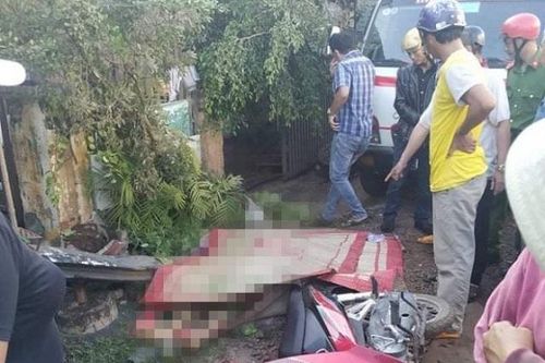 Tin tức tai nạn giao thông mới nhất hôm nay 10/9: Đứng chờ đèn đỏ, người đàn ông bị xe tải tông tử vong