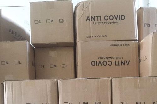 Thu giữ 250.000 găng tay y tế có dấu hiệu vi phạm tại Long An