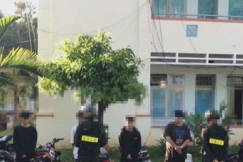 Phát hiện nhiều học sinh điều khiển xe máy dương tính với chất ma túy