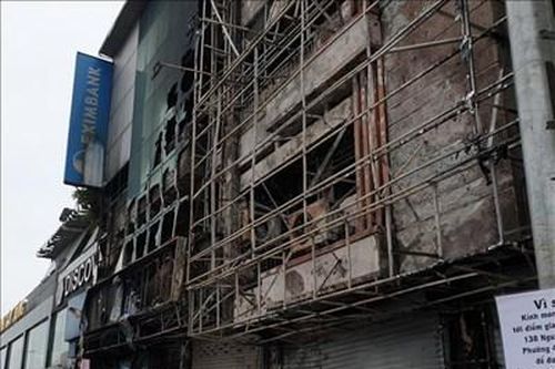 Cháy hai căn nhà trên đường Nguyễn Oanh
