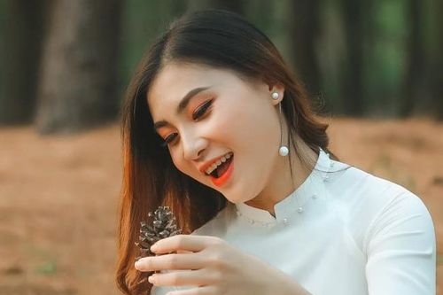 Tâm sự của nữ sinh dân tộc Thái được kết nạp Đảng từ lớp 12