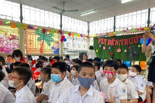 Đừng lấy… 'tự nguyện' làm bình phong