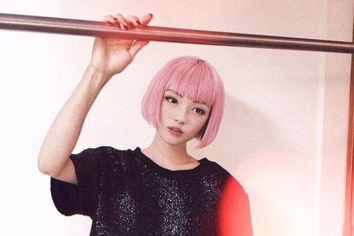 Cuộc sống của người mẫu ảo nổi tiếng tại Nhật Bản