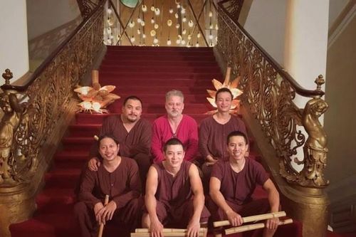 Đó là ở đâu – Đó là ở đây!