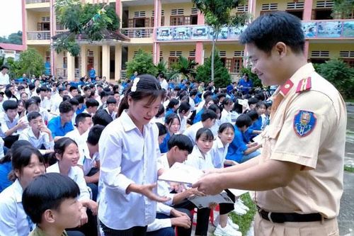 Bắc Hà tổ chức Ngày hội thanh niên với văn hóa giao thông năm 2020