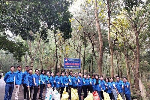 Cả nước chung tay 'Làm cho thế giới sạch hơn'