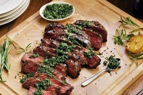 Kỳ lạ cách ăn toàn thịt để giảm cân