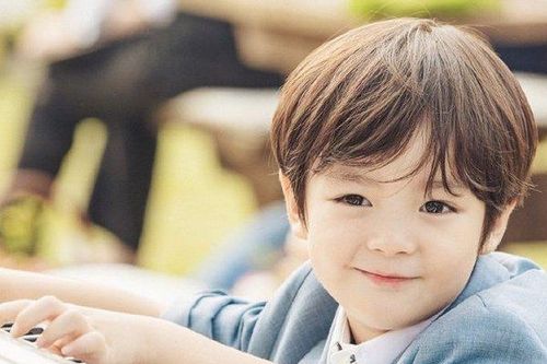 Góc khuất ít ai biết của các diễn viên nhí trong showbiz Hoa ngữ