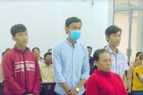 Em dâu đâm chết anh chồng vì…đất