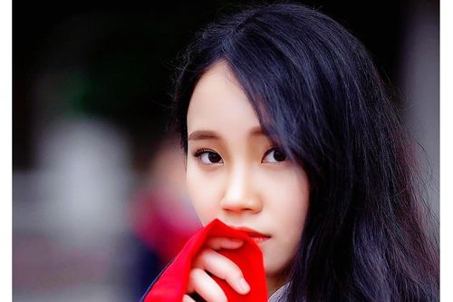 Tân cử nhân trẻ tuổi nhất trường ĐH Kinh tế Quốc dân là Đảng viên, sinh viên xuất sắc