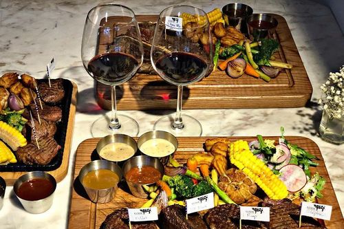 Nhà hàng beefsteak từ bình dân đến hạng sang ở TP.HCM