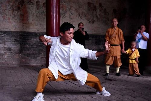 Vương Bảo Cường trở lại thăm Thiếu Lâm Tự