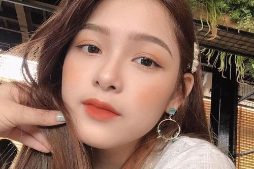 Xuất hiện chung khung hình, nhóm bạn thân toàn hot girl gây sốt