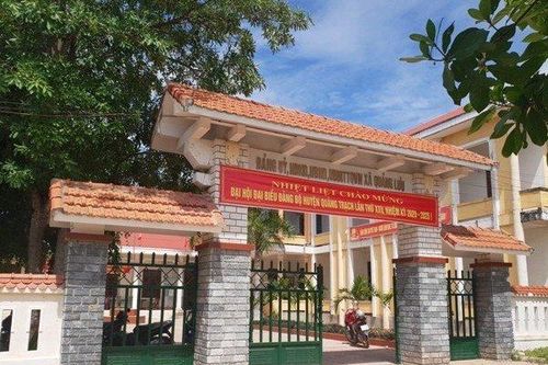 Lãnh đạo xã bị kỷ luật vì để sai phạm về đất đai