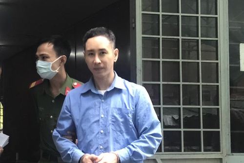 Mua ma túy sử dụng, du khách Hàn Quốc lãnh 15 năm tù