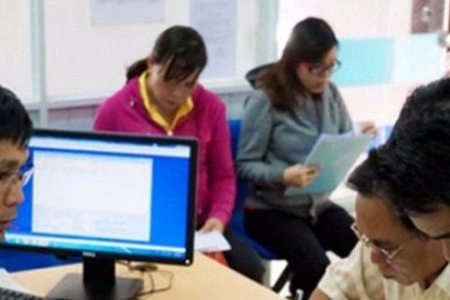 Bộ Nội vụ hướng dẫn về tuổi nghỉ hưu cho công chức, viên chức từ 2021