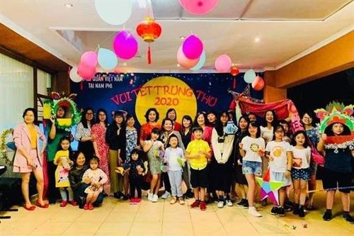 Đêm hội 'Vui Tết Trung thu' đậm nét văn hóa truyền thống Việt Nam tại Pretoria