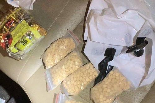 Ngày đầu ra quân trấn áp tội phạm, công an thu 1kg và 2.000 viên ma túy tổng hợp