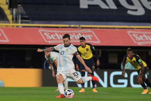 Messi giúp Argentina thắng nhọc trận ra quân vòng loại World Cup