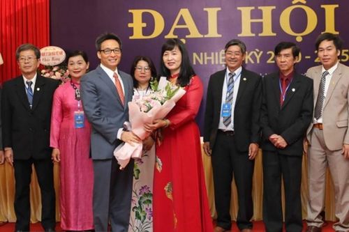 Phó Thủ tướng Vũ Đức Đam dự Đại hội Hội Nghệ sĩ Nhiếp ảnh Việt Nam